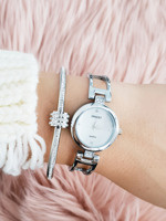 Odcienie szarości i srebra