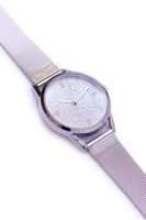 Odcienie szarości i srebra