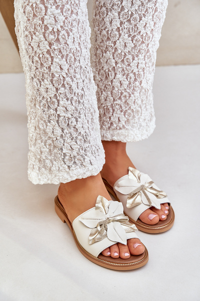 Klapki Z Ozdobą Skóra Naturalna Zazoo 3667 Białe