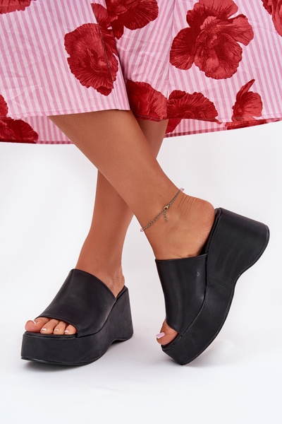Eko Skórzane Klapki Damskie Na Platformie I Koturnie Czarne Kisoffi