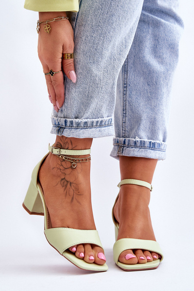 Sandały Skórzane Na Niskim Obcasie Jasnozielone Whitney