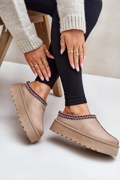 Niskie Śniegowce Damskie Z Haftem Na Platformie Ciemnobeżowe Narirya