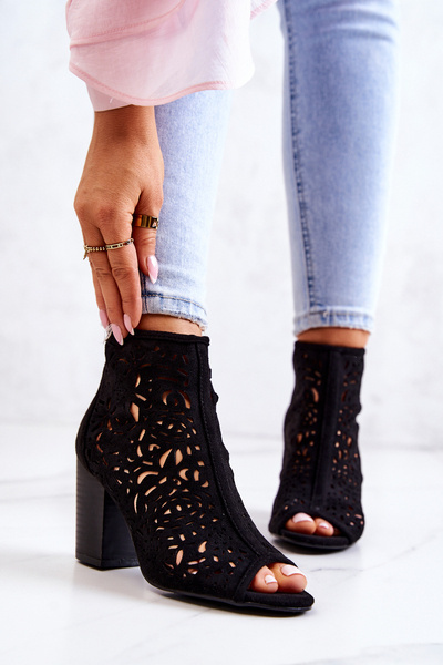 Botki Na Słupku Ażurowe Czarne Brittany