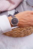 Odcienie szarości i srebra