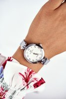 Odcienie szarości i srebra