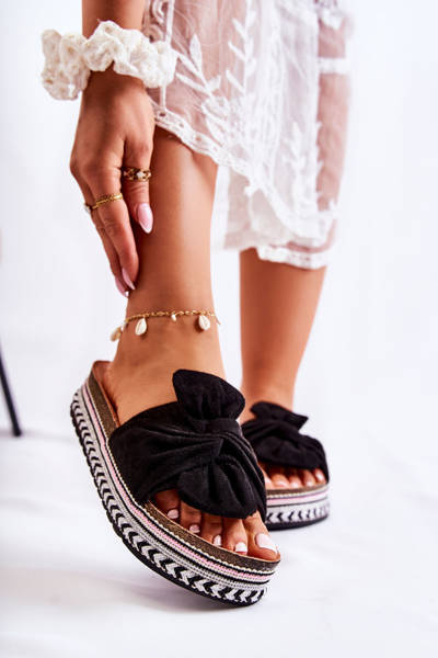 Damskie Klapki Na Masywnej Platformie Czarne Terisa