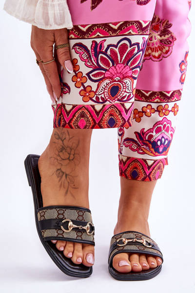 Klasyczne Klapki Na Płaskim Obcasie Czarne Marlene