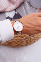 Odcienie szarości i srebra