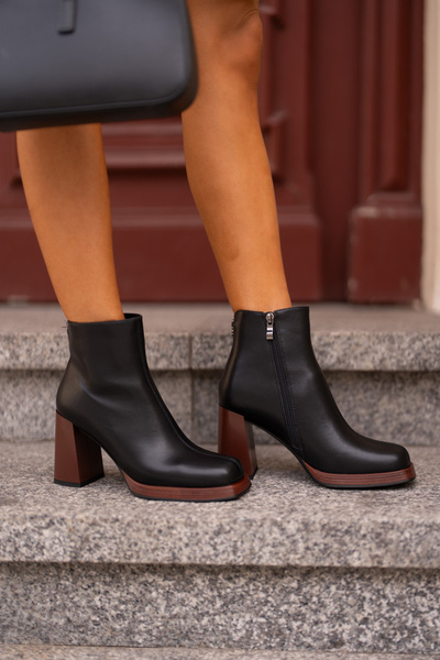 Skórzane Botki Damskie Na Słupku Ocieplane D&A JC42-37 Czarne