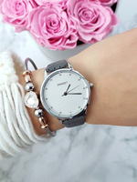 Odcienie szarości i srebra