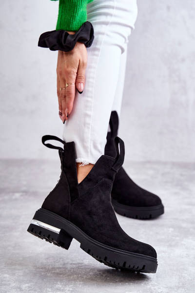 Zamszowe Botki Z Wycięciami Czarne Elvera