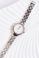 Odcienie szarości i srebra