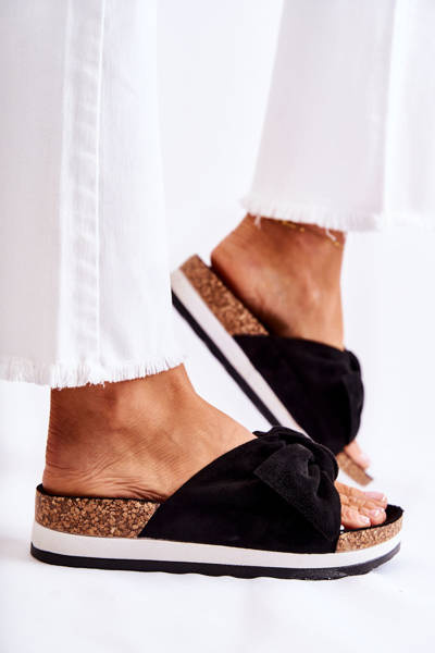 Klapki Na Platformie Czarne So Comfy