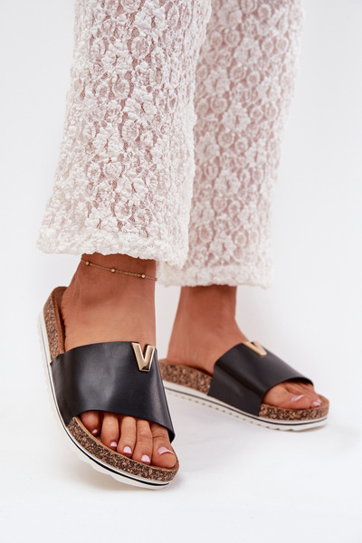 Klapki Damskie Na Korkowej Platformie Z Ozdobnym Detalem Czarne Vessira