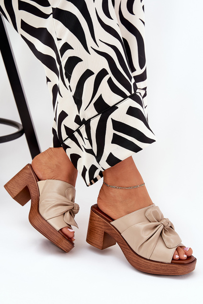 Klapki Damskie Na  Słupku Z Eko Skóry Beżowe Kikilla