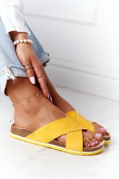 Skórzane Profilowane Klapki Big Star HH274596 Żółte