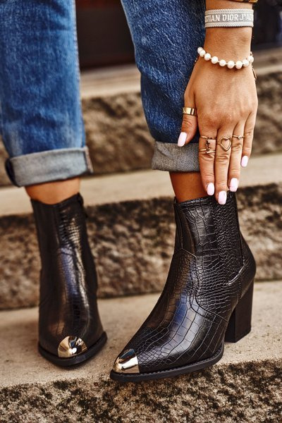 Botki Damskie Na Słupku Kowbojki Czarne Atticus