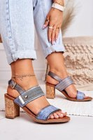 Brązowy || Niebieski