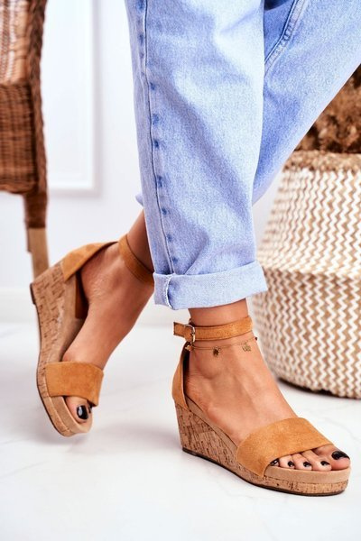 Sandałki Damskie Na Koturnie Camel MarryMe