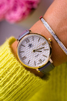 Odcienie szarości i srebra