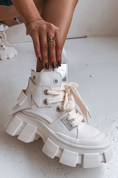 Skórzane Ocieplane Sportowe Botki GOE SS2N4055 Białe