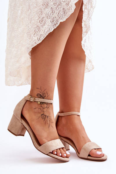 Zamszowe Klasyczne Sandały Na Niskim Obcasie Beżowe Honeymoon