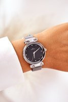 Odcienie szarości i srebra