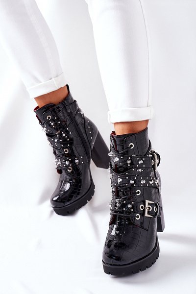 Botki Na Słupku Czarne Lakierowane Krokodyl Wombridge