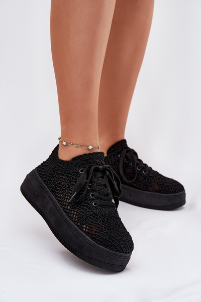 Sneakersy Damskie Na Platformie Z Szydełkową Cholewką Czarne Mirietto