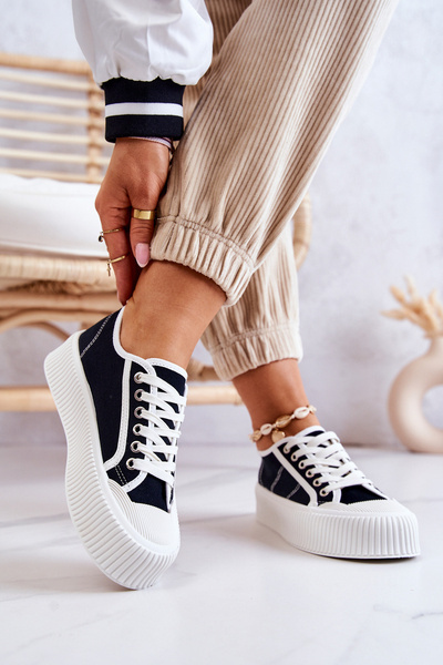 Niskie Trampki Na Platformie Czarne Mischa