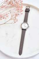 Odcienie szarości i srebra