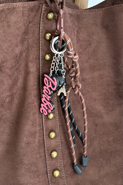 Breloczek Do Torebki Kluczy Barbie Wieża Eiffla Serduszko Celith